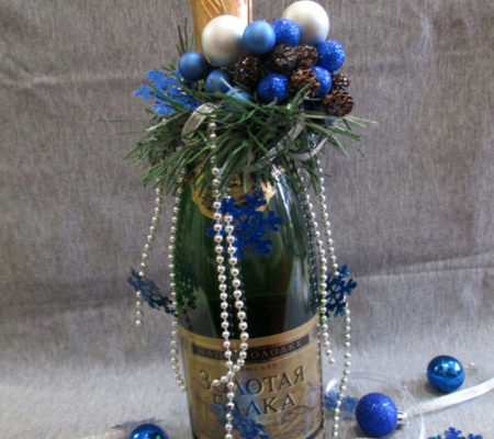 Декор бутылки шампанского на Новый год