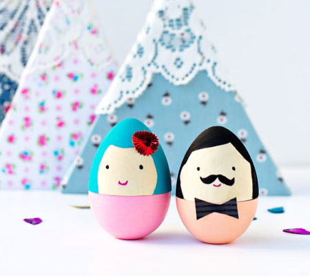 Мистер и миссис - раскрашиваем пасхальные яйца своими руками