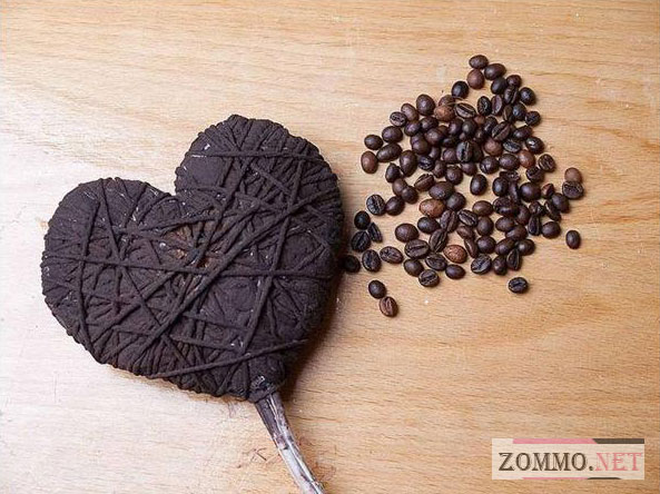 Сердце для влюбленных из кофе