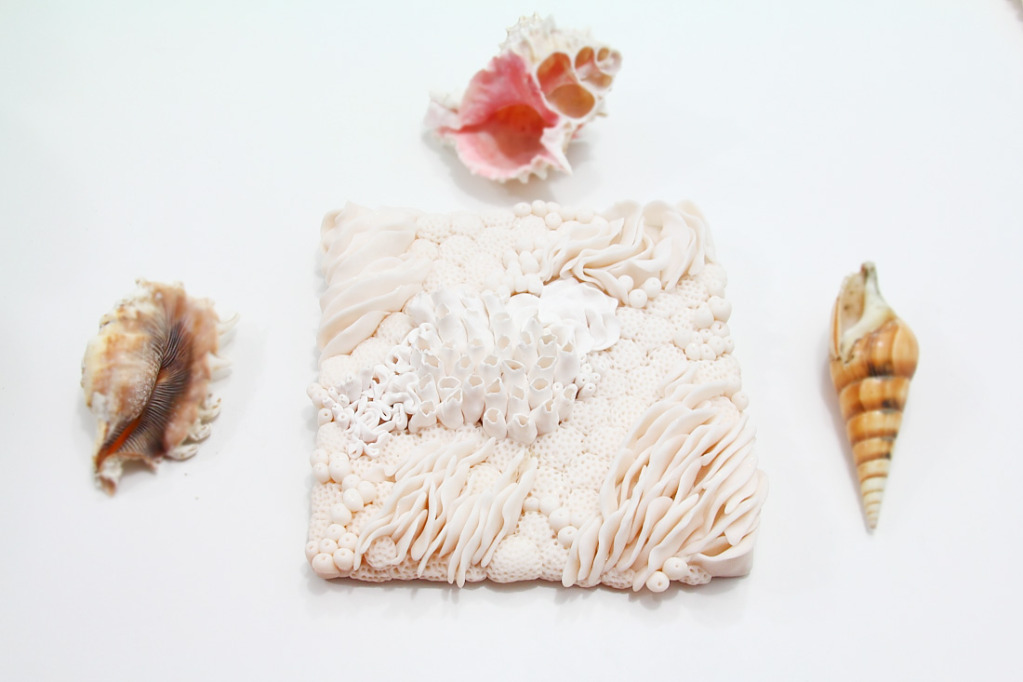 Коралл из полимерной глины-композиция с водорослями