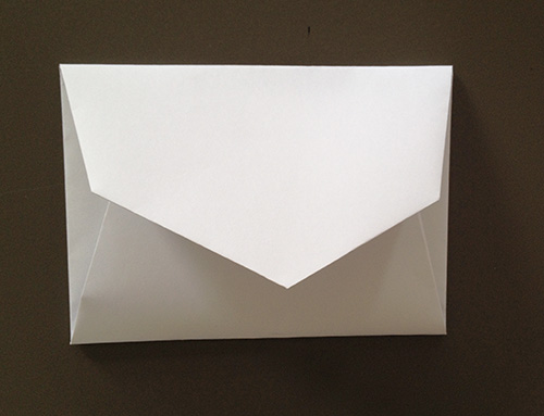 Оригами конверт с сюрпризом-закройте конверт