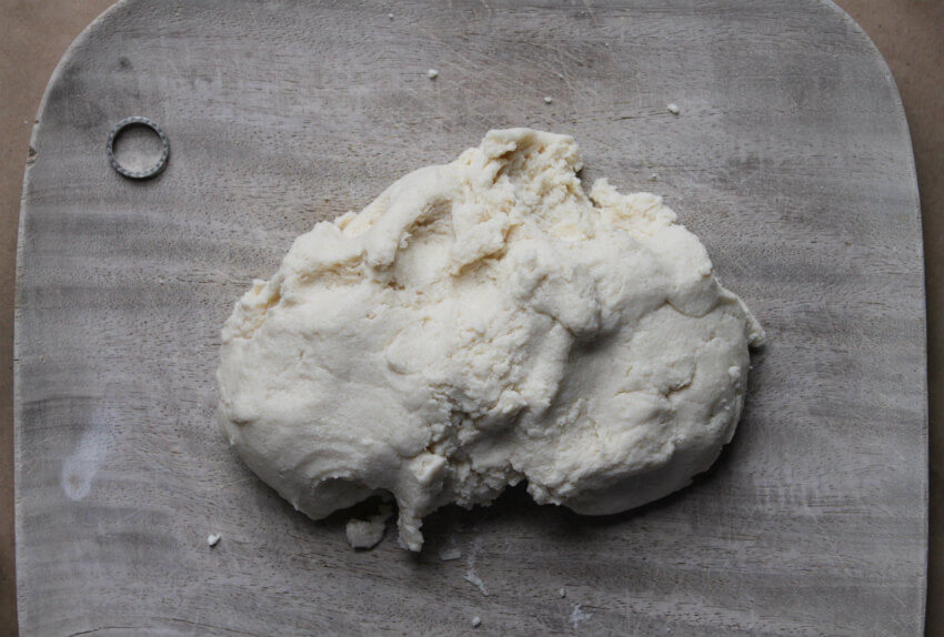 Лепка из соленого теста - замесите тесто